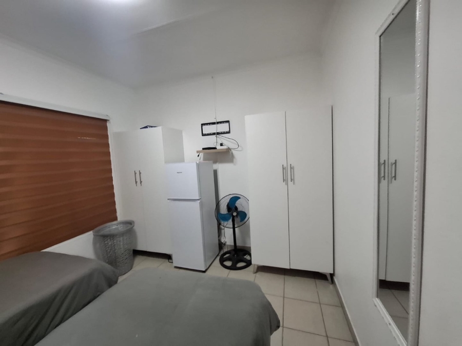 5 Bedroom Property for Sale in Oos Einde North West